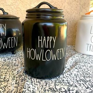 NWT Rae Dunn Artisan Halloween "Happy Howloween" BLACK Dog Treat Canister 9 1/2"